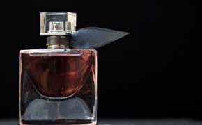 rêver de parfum de luxe interprétation dans le grand livre des rêves selon l'islam Ibn Sirin